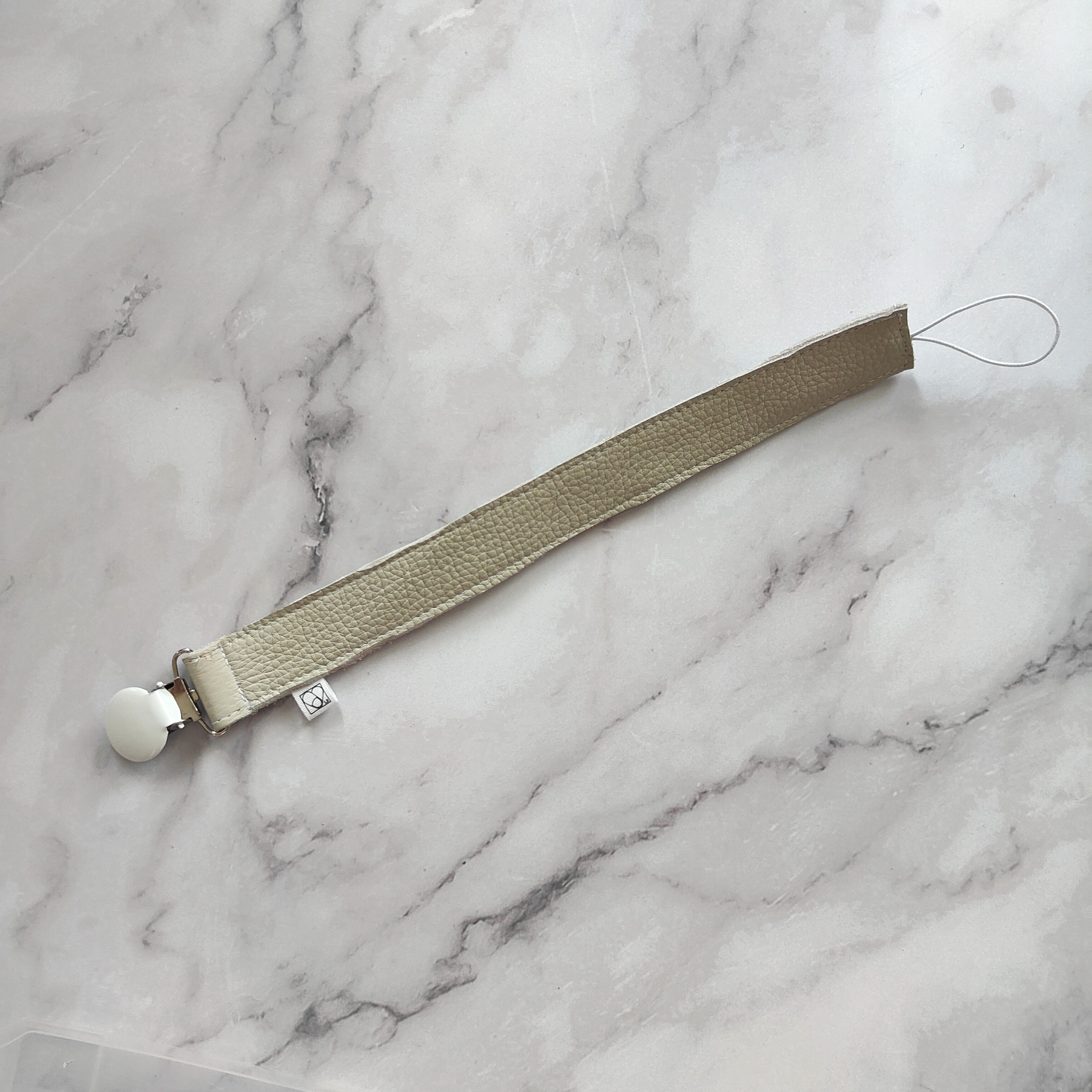 Pacifier Clip in Grey Leather