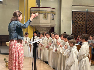 Messe de Paques pour le Primaire