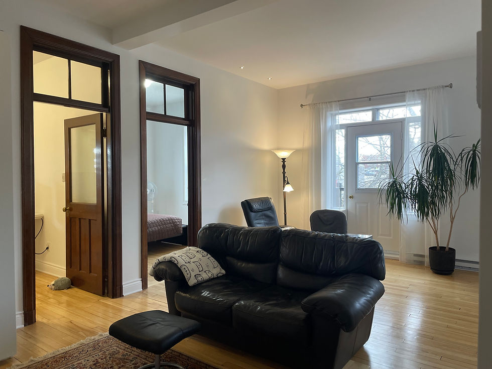 4 1/2 au Monument National