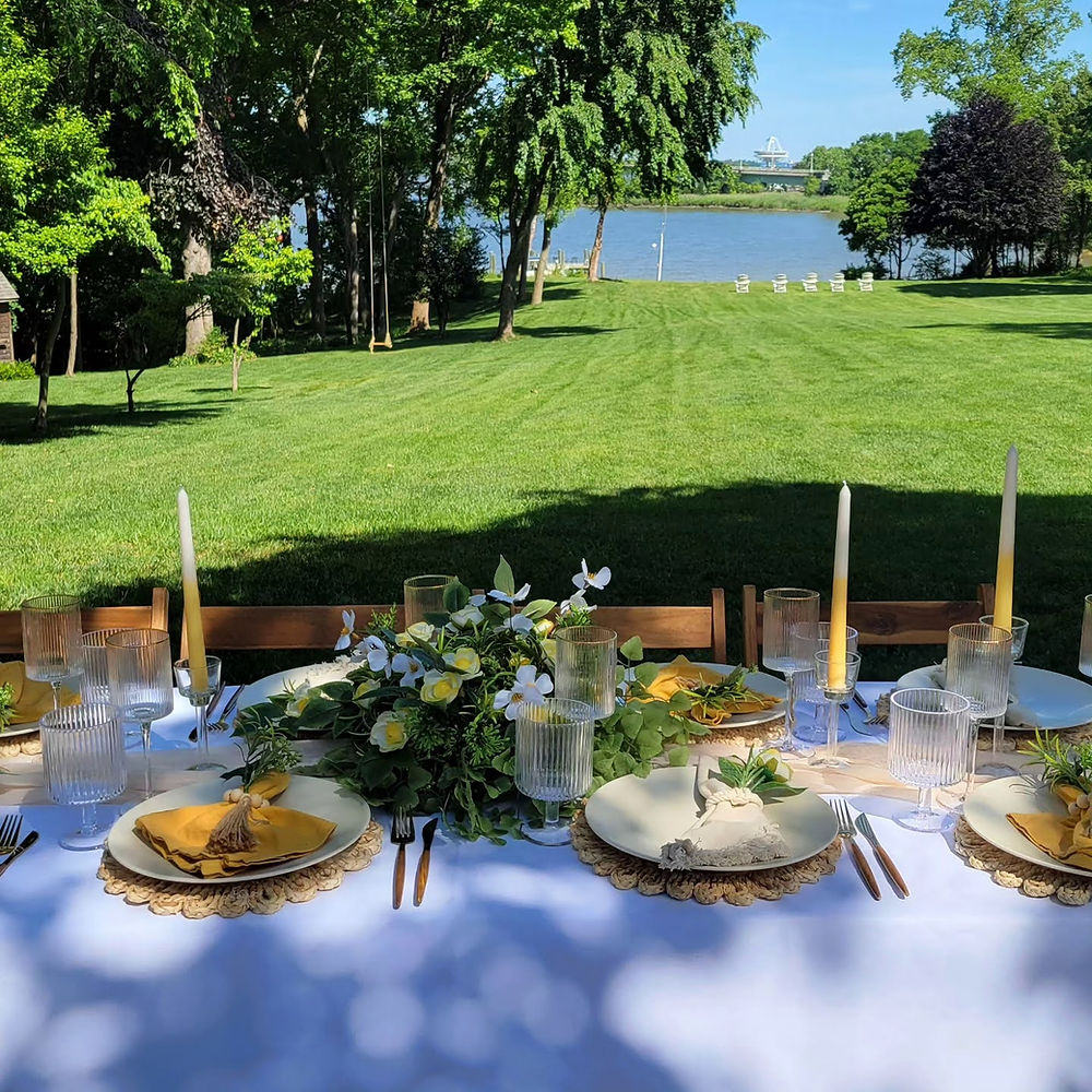 Outdoor wedding tablescape styling by the water in Maryland by MickNics