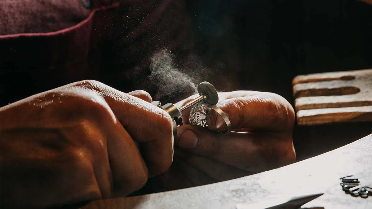 jewellery-making-business.webp