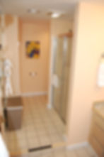 Honeymoon Suite - Shaker Mill Inn