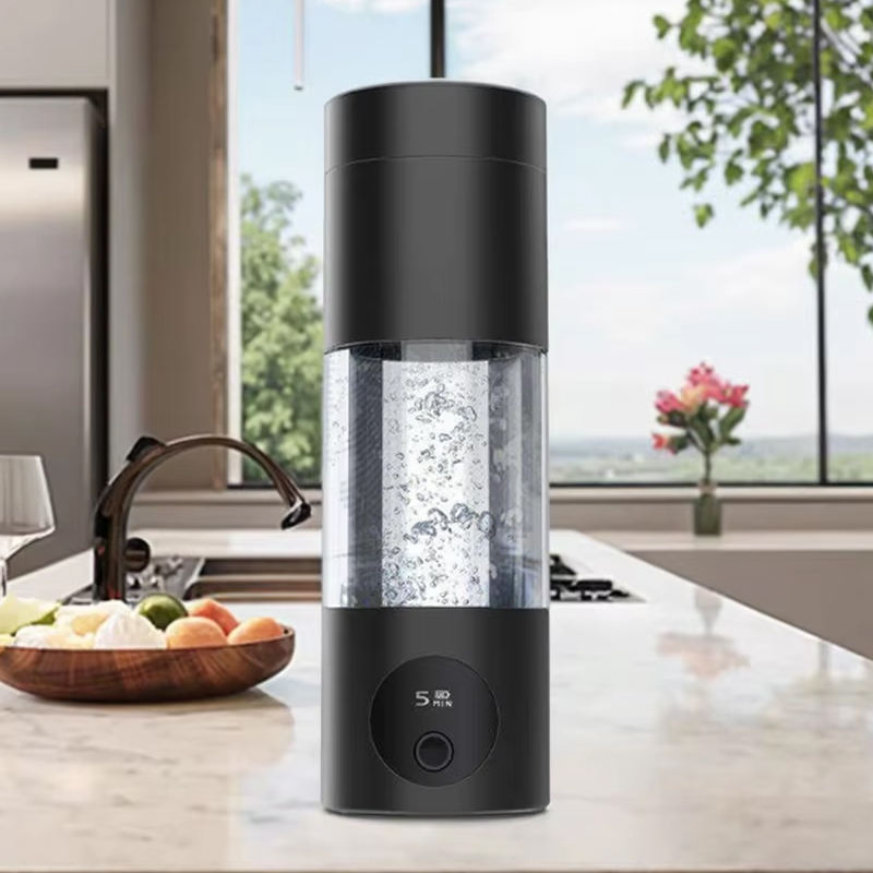 Hydrogen Water Bottle: Rechargeable