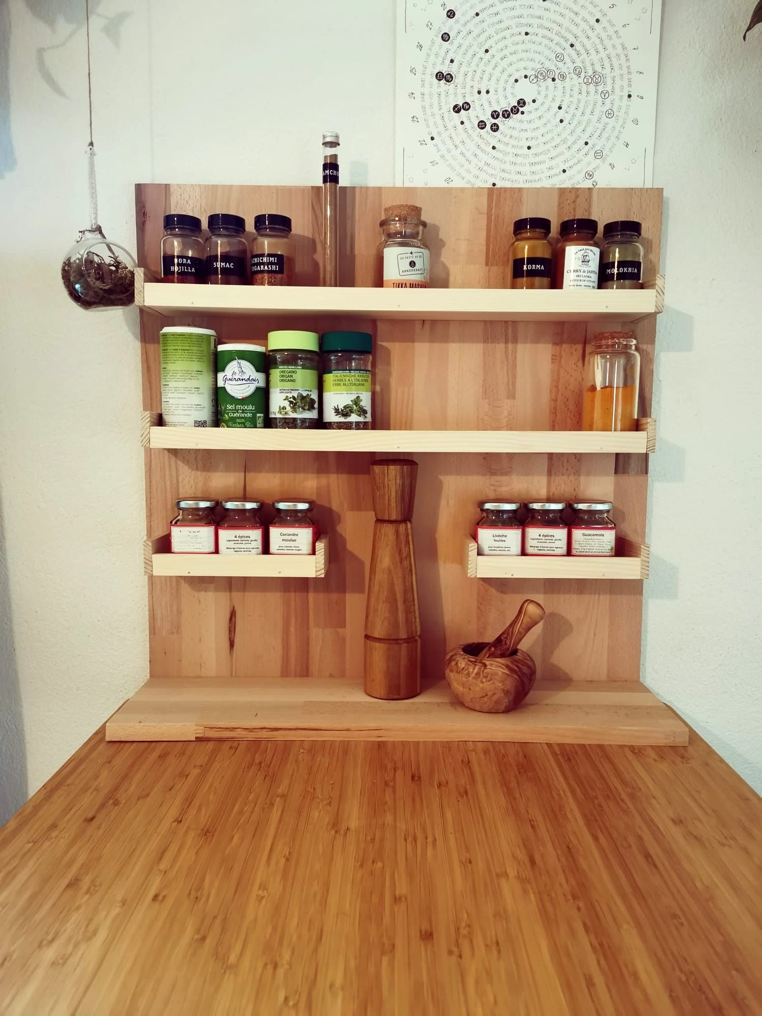 Meuble à épices sur mesure