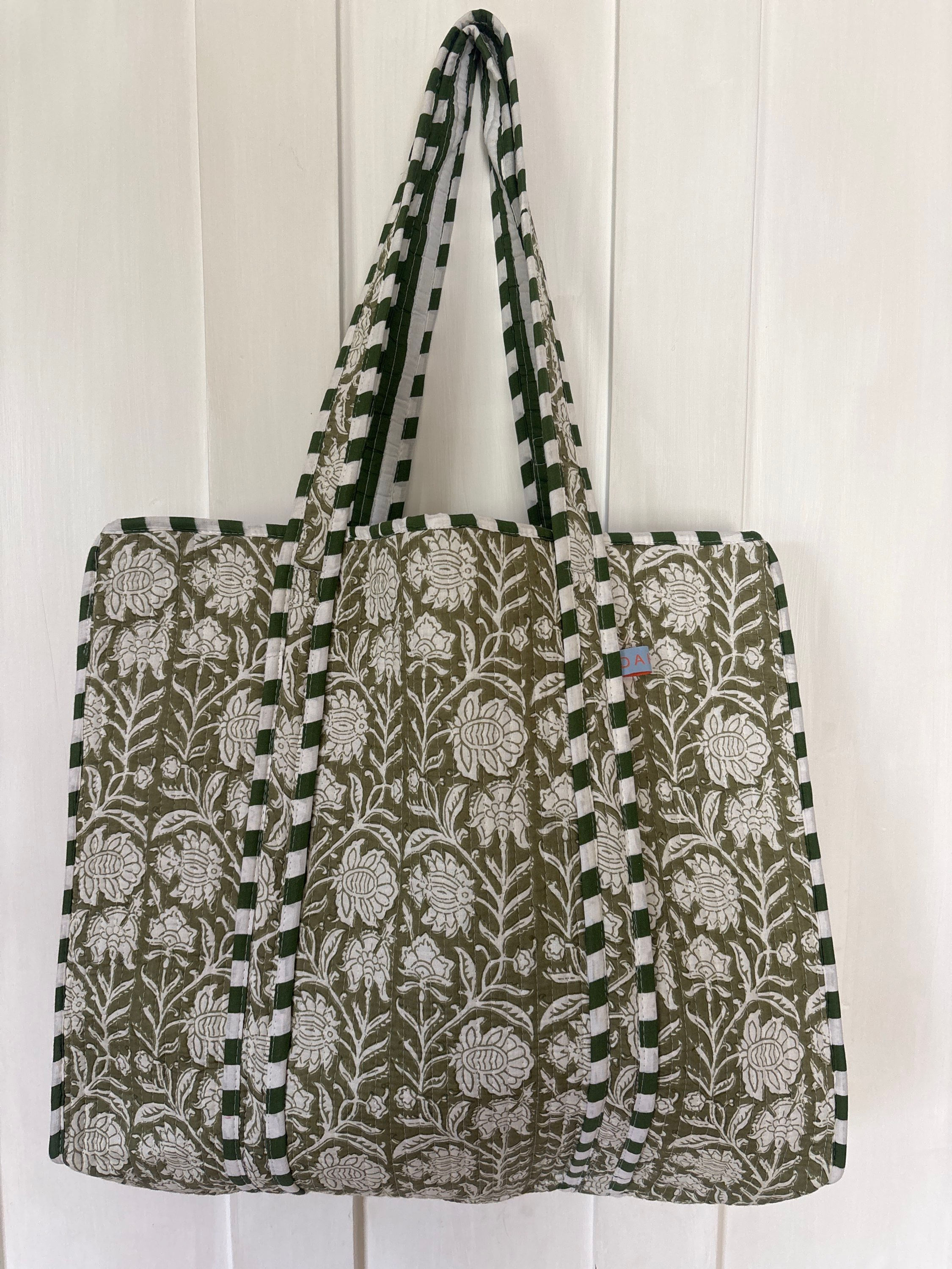 green ammi tote bag 