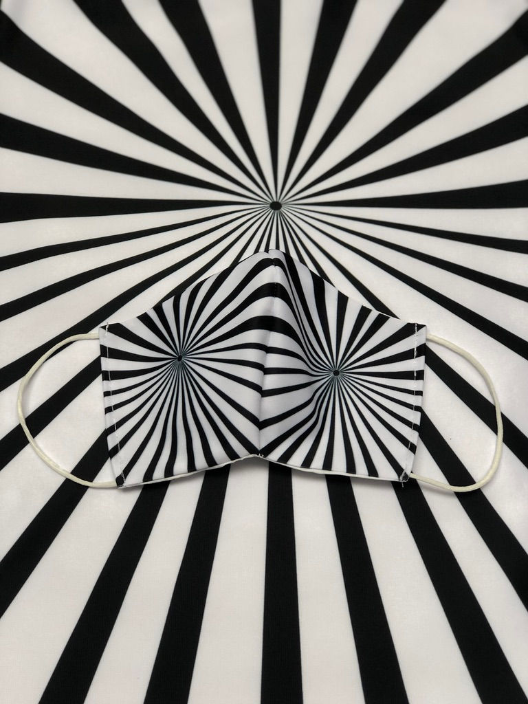 Thumbnail: Masque tissu design graphique /geometric Art/ OpArt Noir/blanc