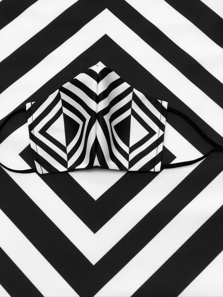 Thumbnail: Masque tissu design graphique geometric Art Noir/Blanc