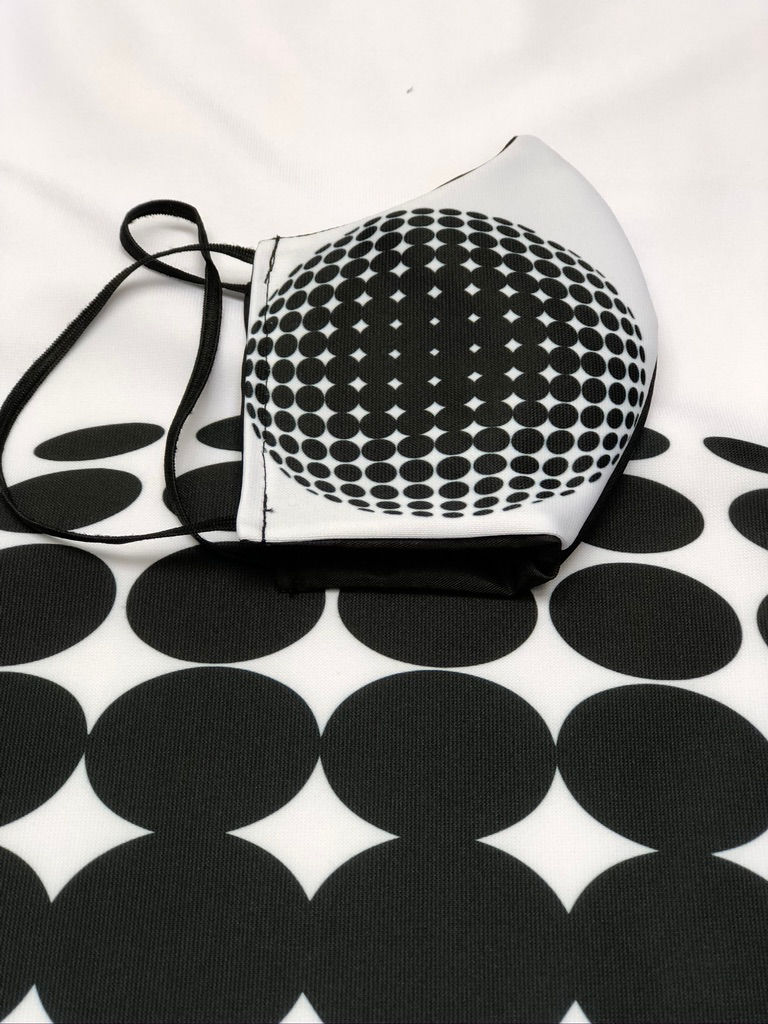 Thumbnail: Masque tissu design graphique /geometric Art/ OpArt inspiration VasarelY v2