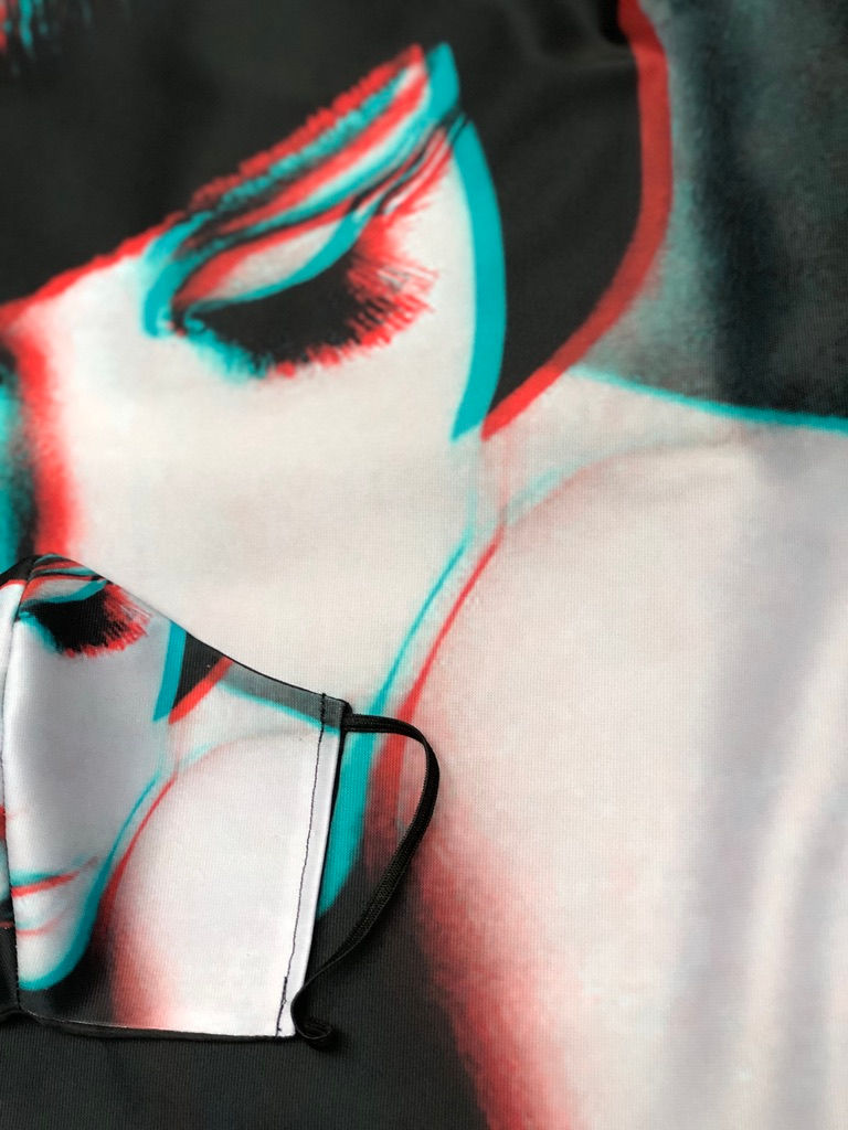 Thumbnail: Masque unique iconique Peggy Moffitt 3 D effect
