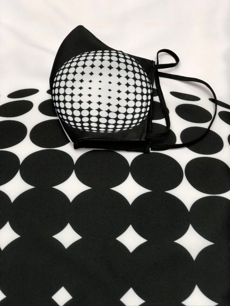Thumbnail: Masque tissu design graphique /geometric Art/ OpArt inspiration VasarelY v2
