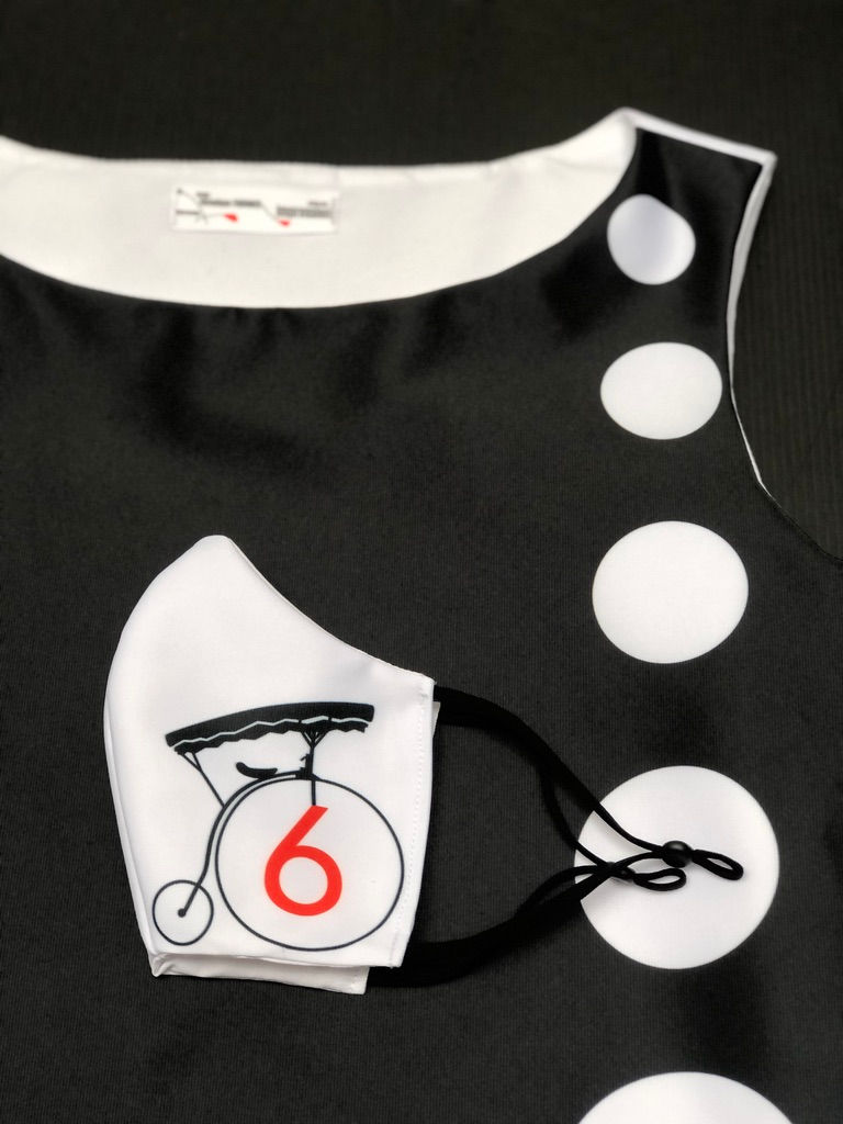 Thumbnail: Masque tissu design graphique #6 The Prisoner version 4