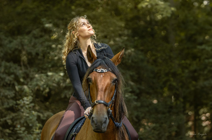 door Irene Ruysch Fine Art Romantische Paardenfotografe- Th. Schwartzestraat 132 - Den Haag