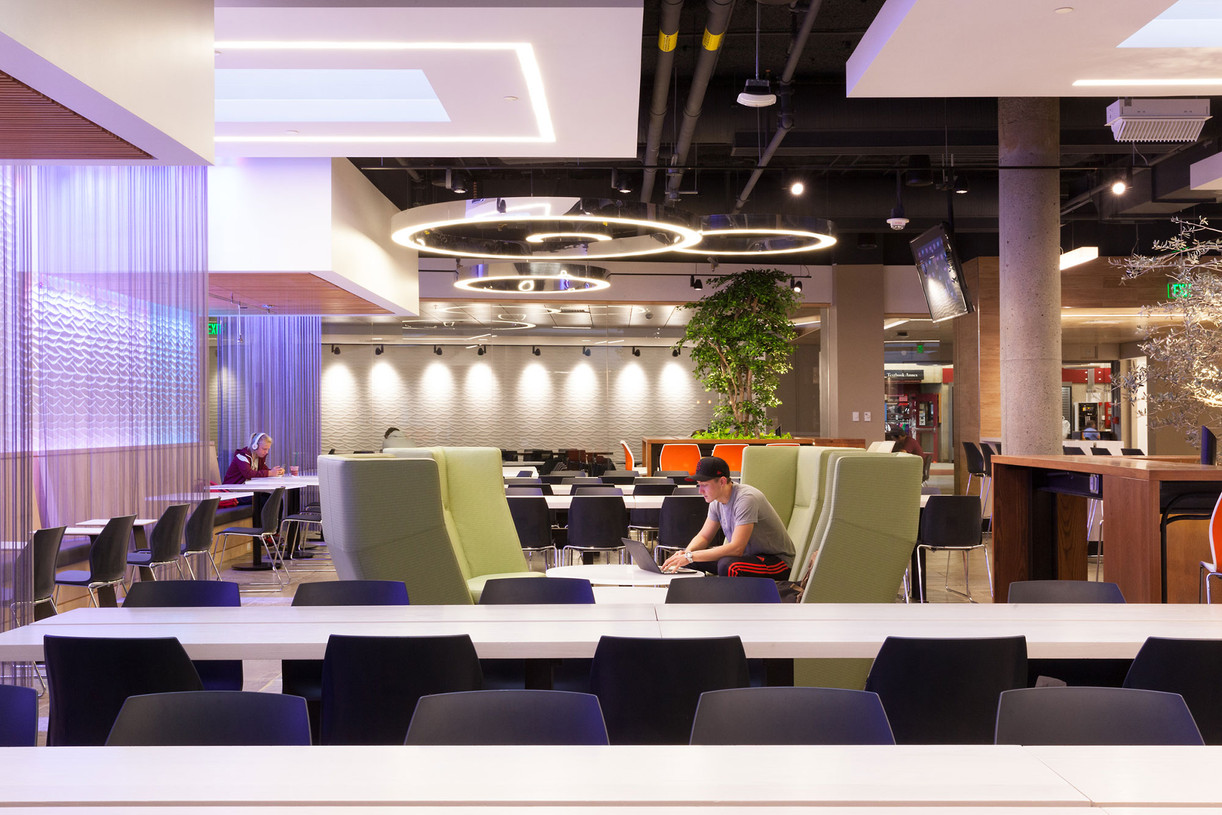 UMass Amherst Blue Wall Dining Renovation