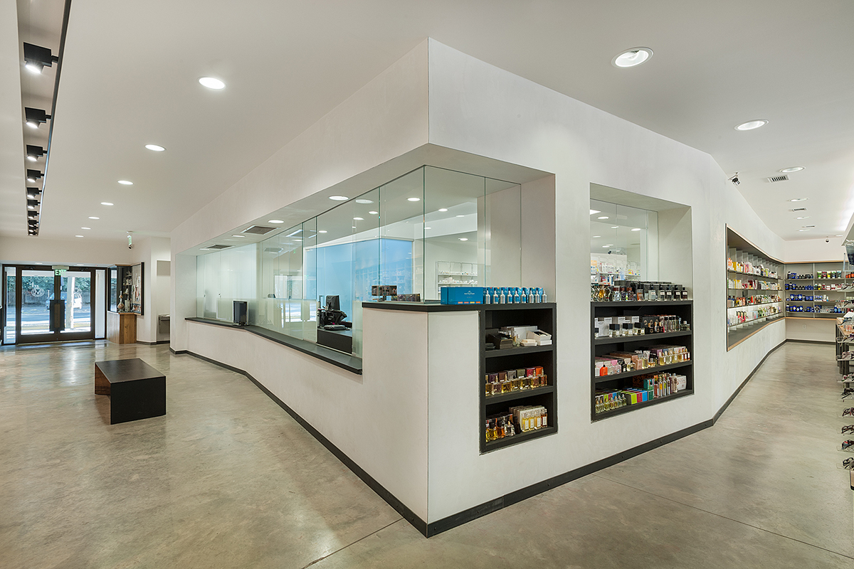Display Stores