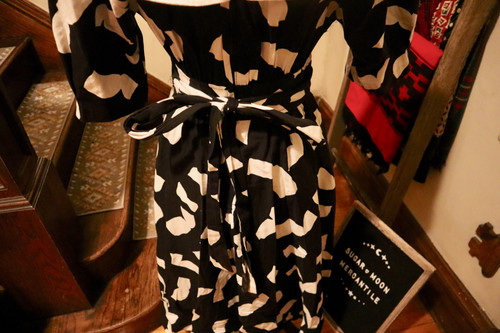 1980s Dawn Joy - Black and White Abstract Print Cotton Daydress | Sugar Moon 1980s Dawn Joy - Black and White Abstract Print Cotton Daydress | Sugar Moon