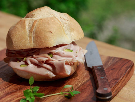 Vet du hur Mortadella di Bologna tillverkas?