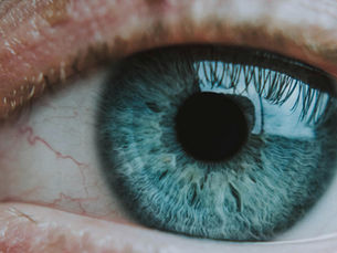 Filtro de luz azul nas lentes: vale mesmo a pena o investimento ou é só marketing?