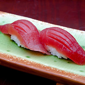 TUNA(MAGURO)