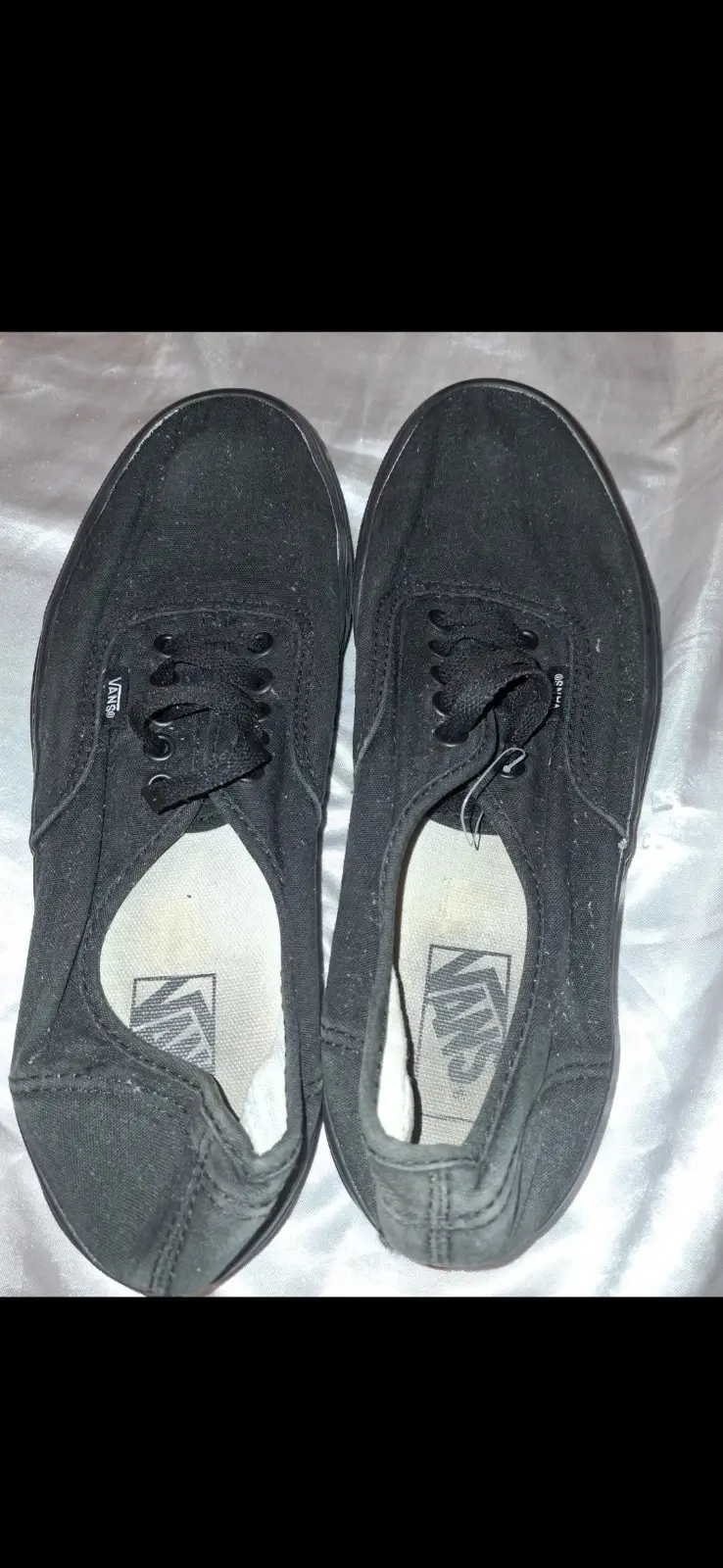 Men's Size 7.5 Women's Size 9 BLACK VANS SNEAKERS travel work fashion vacation