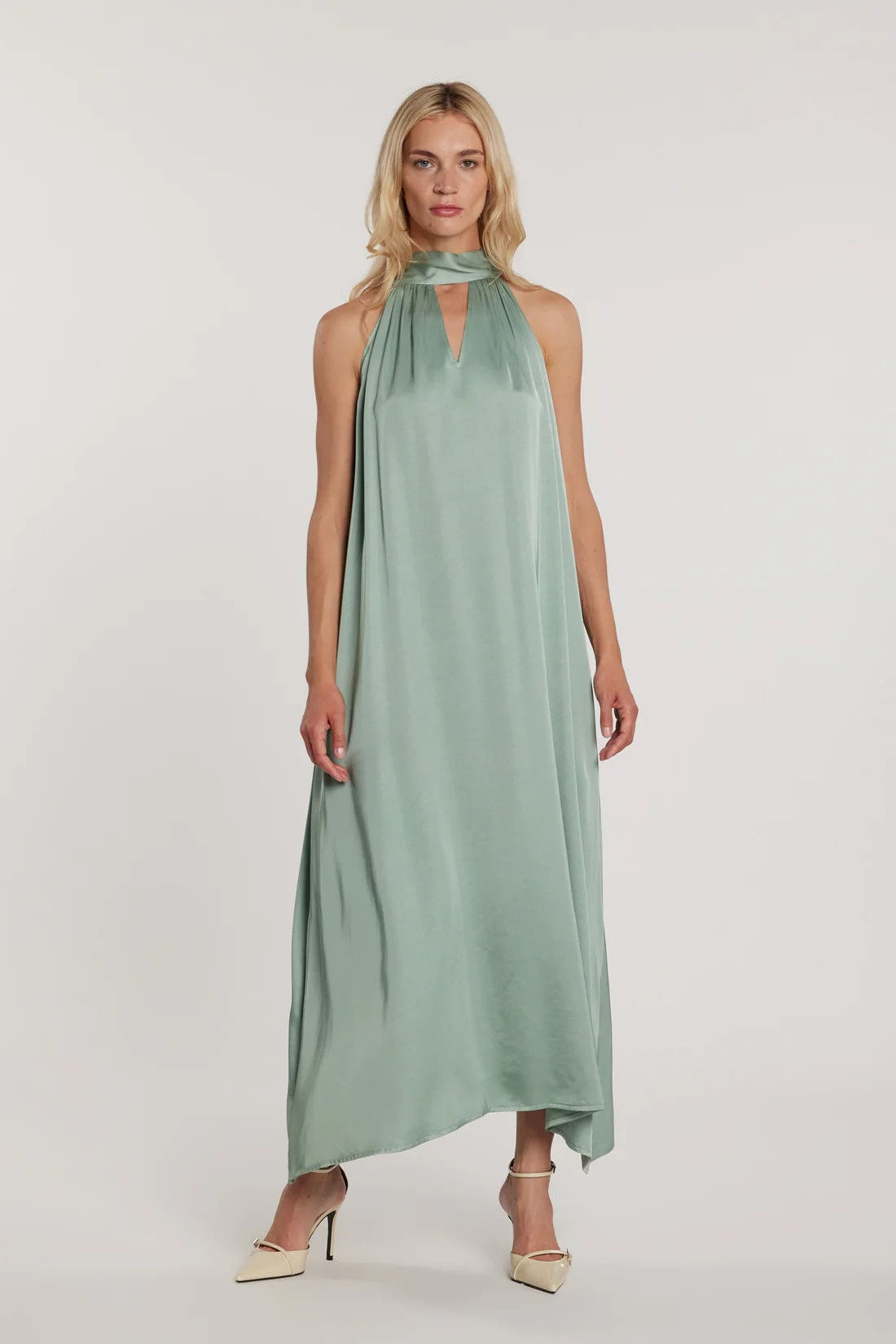 VESTIDO COMPRIDO