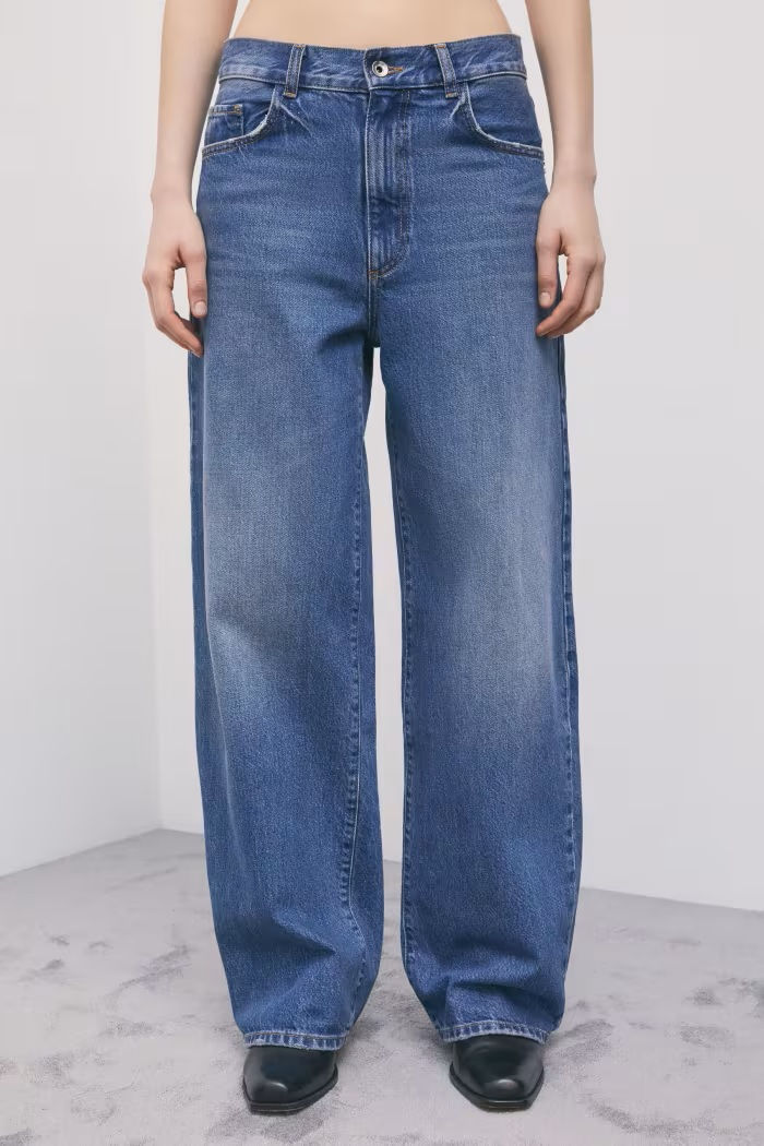 Thumbnail: JEANS