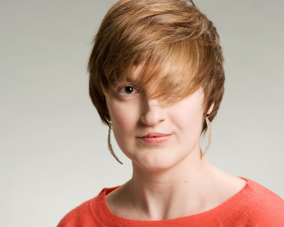 SOFT HAIRSTYLE