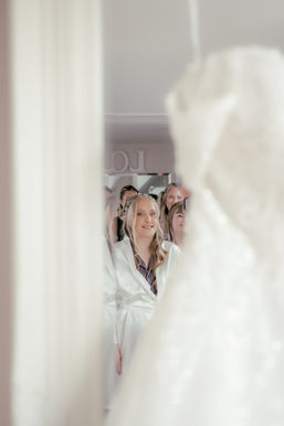 Bridal preparations at Brookfield Barn Kent