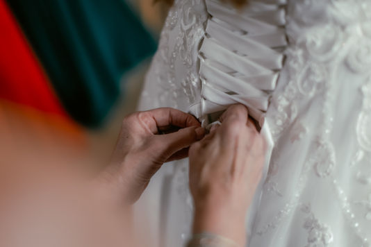 Morning wedding preparations