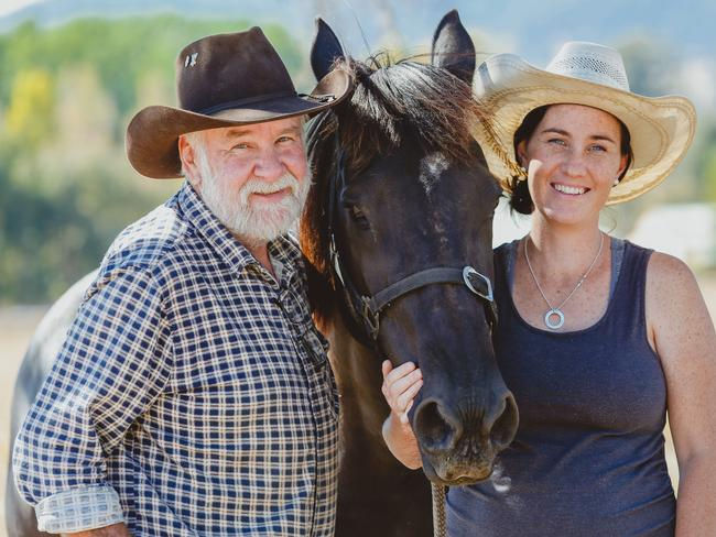 49e6c3ce6a04258e3b9a2ba4cfd7c379