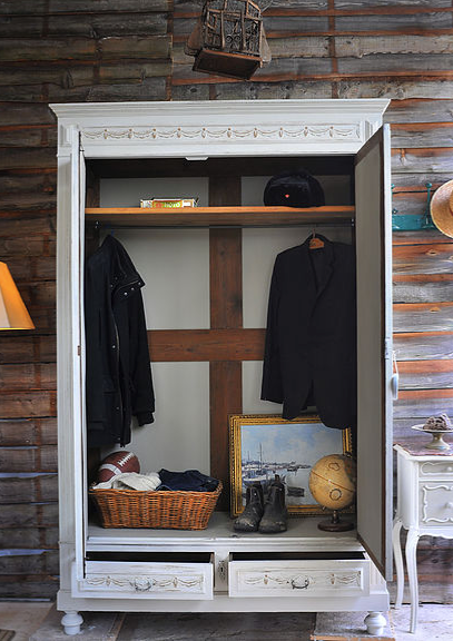 Thumbnail: Rachel Wardrobe ***