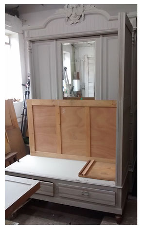 Base of French wardrobe