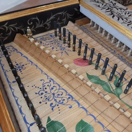 ruckers_couchet_harpsichord_detail.JPG
