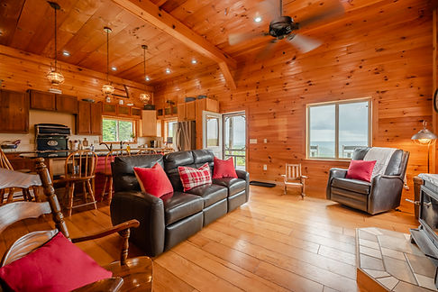 figer-lakes-lodge-wedding-stays.jpg