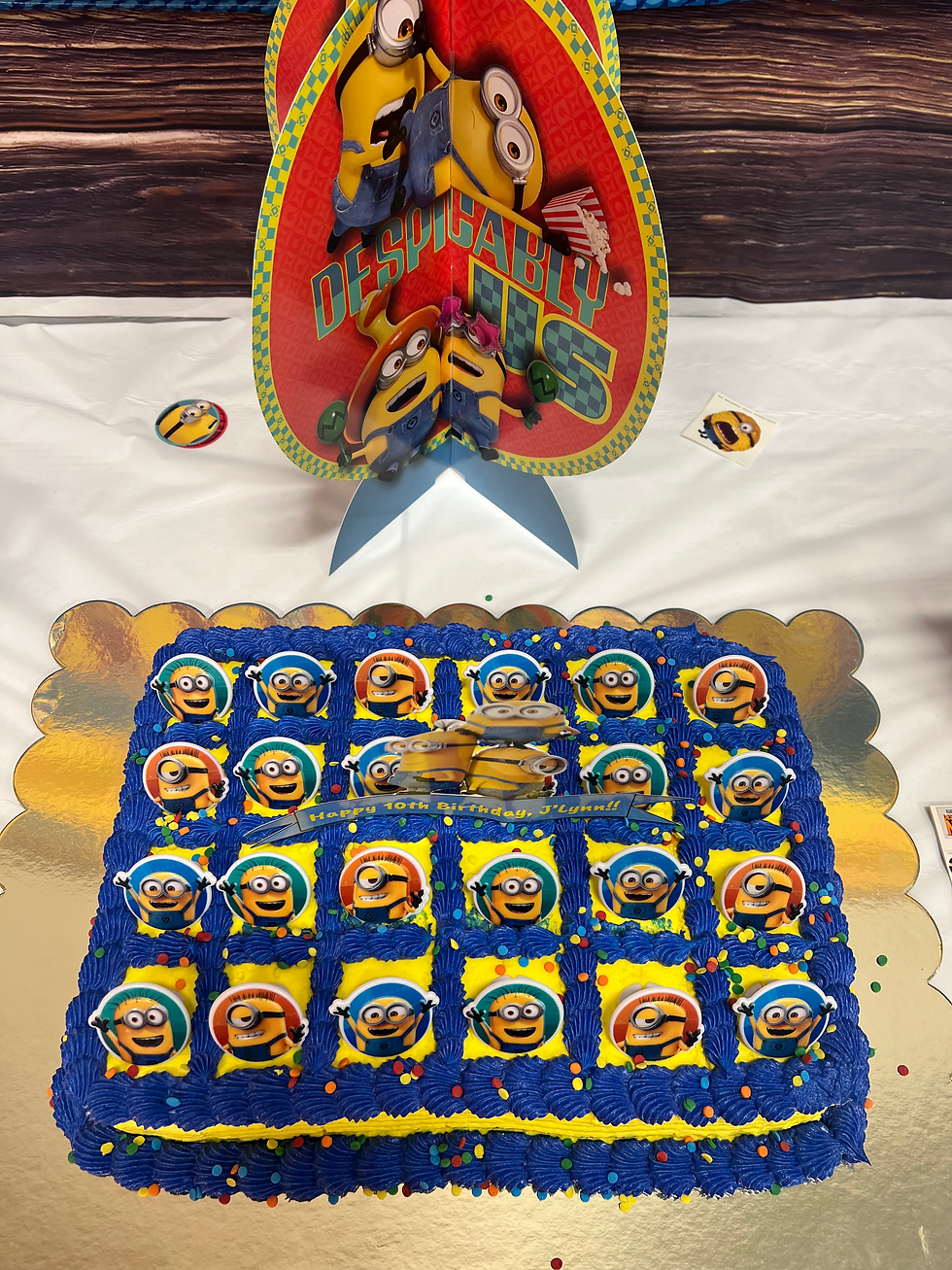 Pre-scored 1/4 Sheet Cake