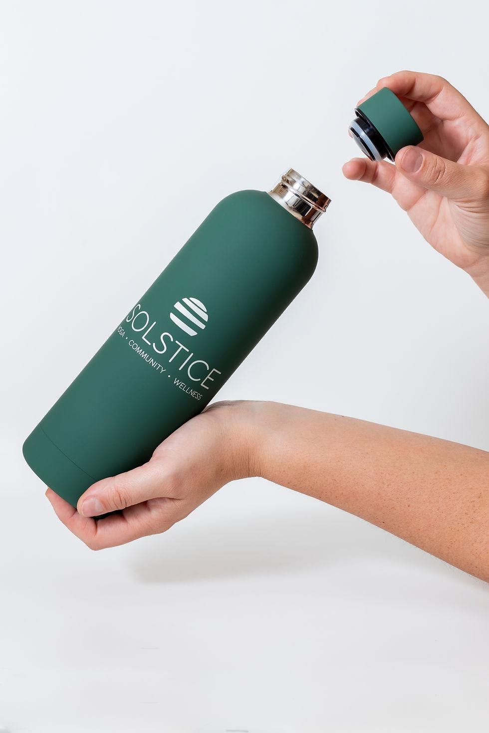 Thumbnail: Water Bottle in Sage Green (750 mL)
