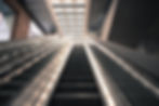 escalator-2471204_1920.jpg