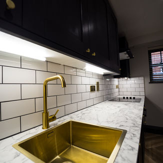 2 Moreton Manor House