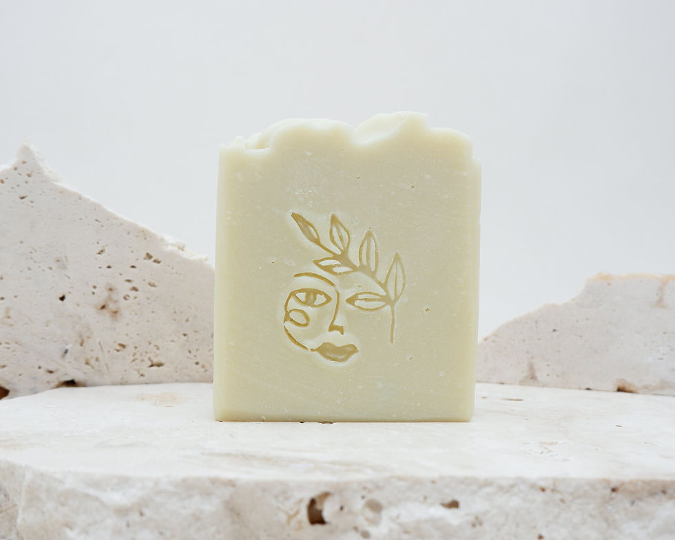 Solilu | Aromaterapik Kokulu Soya Mumu | Kalıcı Oda Kokusu | En İyi Tütsü ve Tütsülükler | Katkısız ve Doğal Sabun Çeşitleri | Lavantalı Ürünler | Banyo Aksesuarları | Dekoratif Objeler | solilu.com