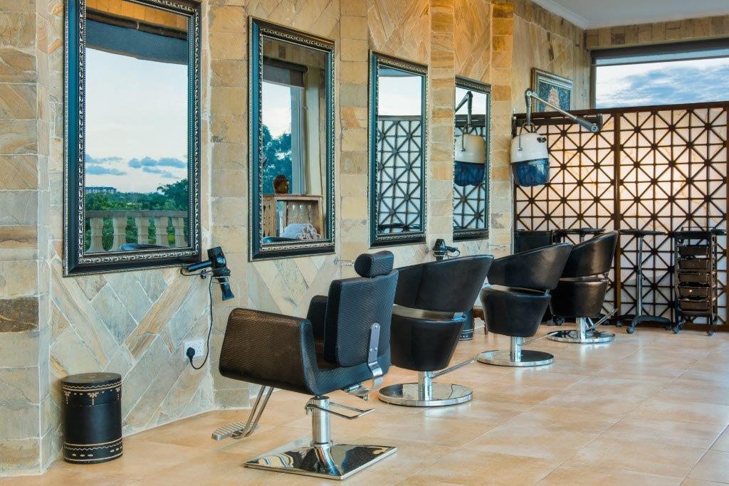  Cleopatra s  Salon  Spa  colosseum hotel 