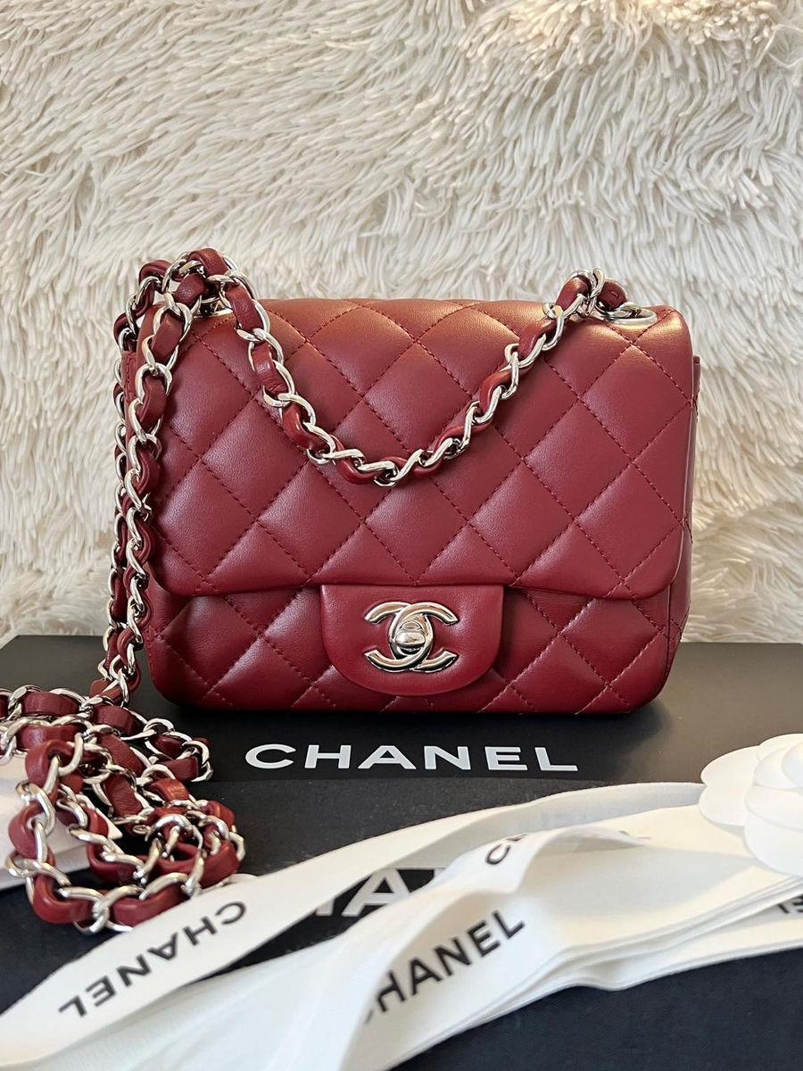 CAuthentic CHANEL SQUARE MINI FLAP BAG 19B in BURGUNDY
