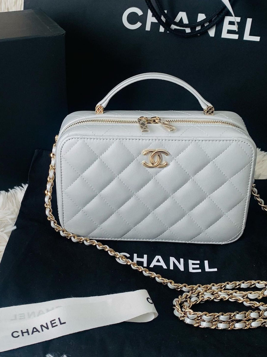 Authentic Chanel SAC Vanity Case 22P1 collection