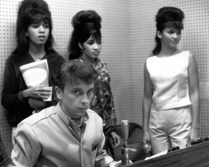 the Ronettes lawsuit vs Phil Spector for royalties - Photo of RONETTES (Veronica Bennett, Estelle Bennett and Nedra Talley) and Phil Spector - SoundIdentity blog