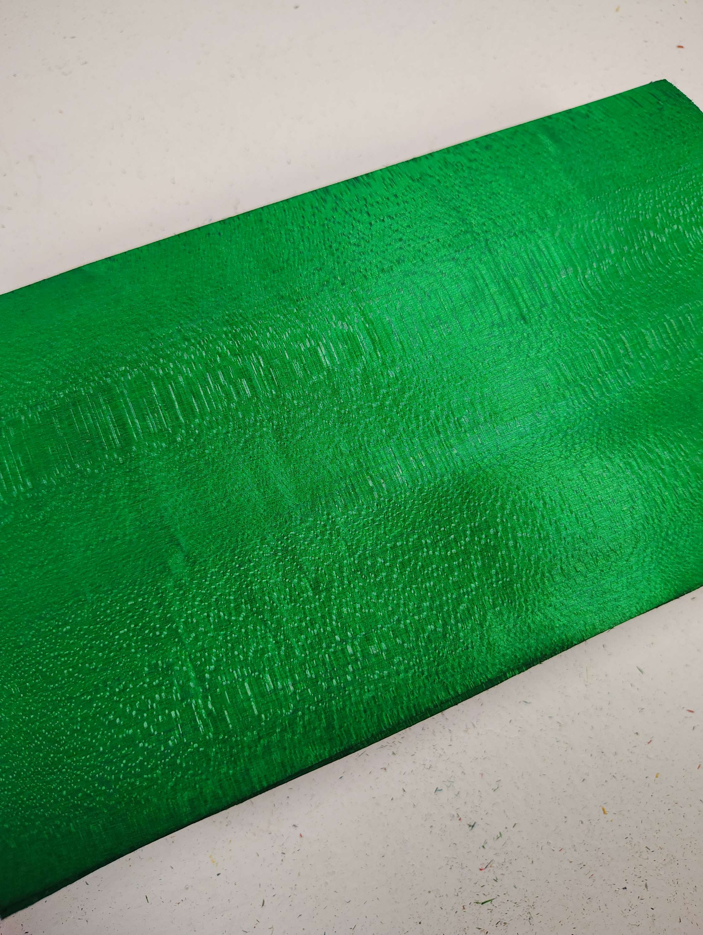 Green Quarter Cut Veneer (6pc) Straight Plies
