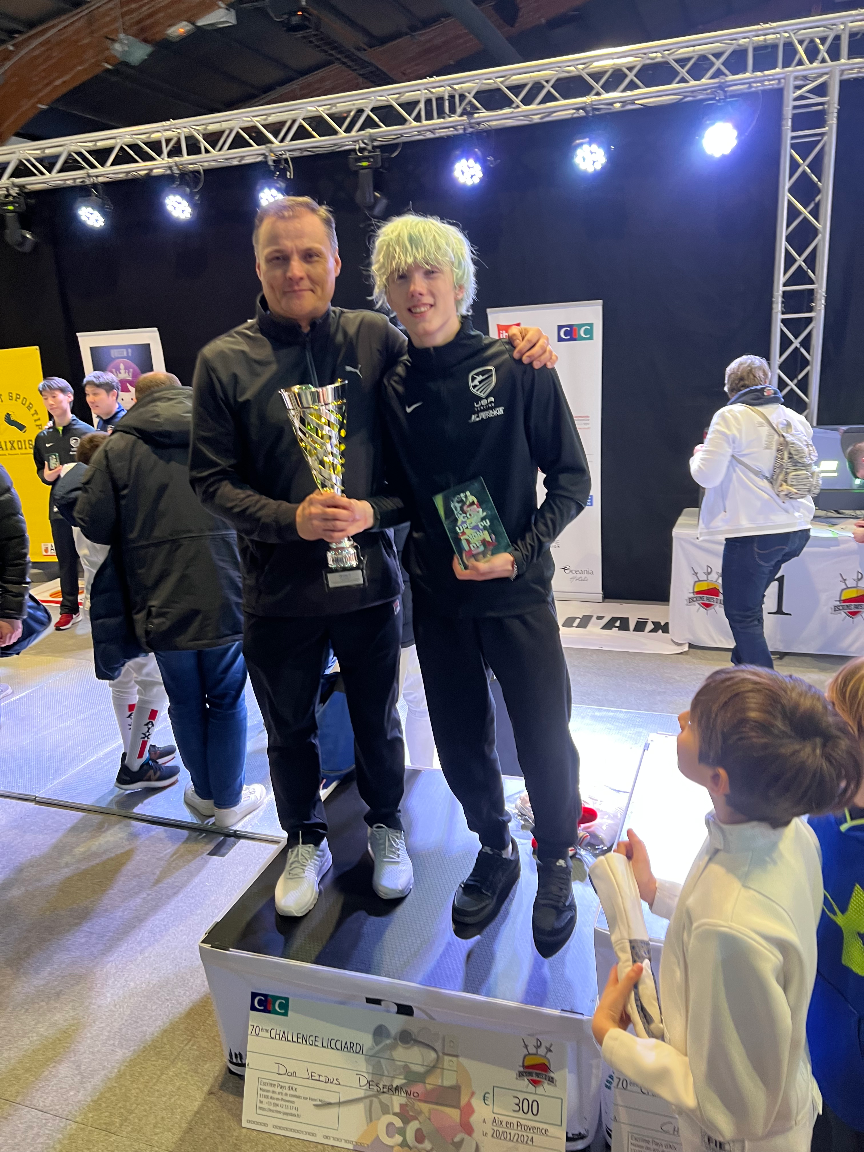 Y14 Men's Foil