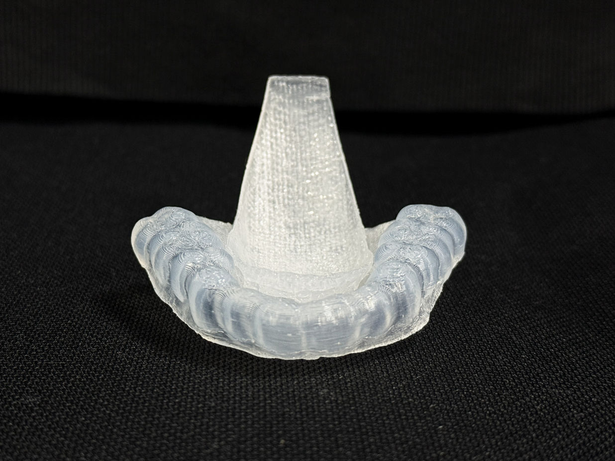 Dental aligner and tongue base model