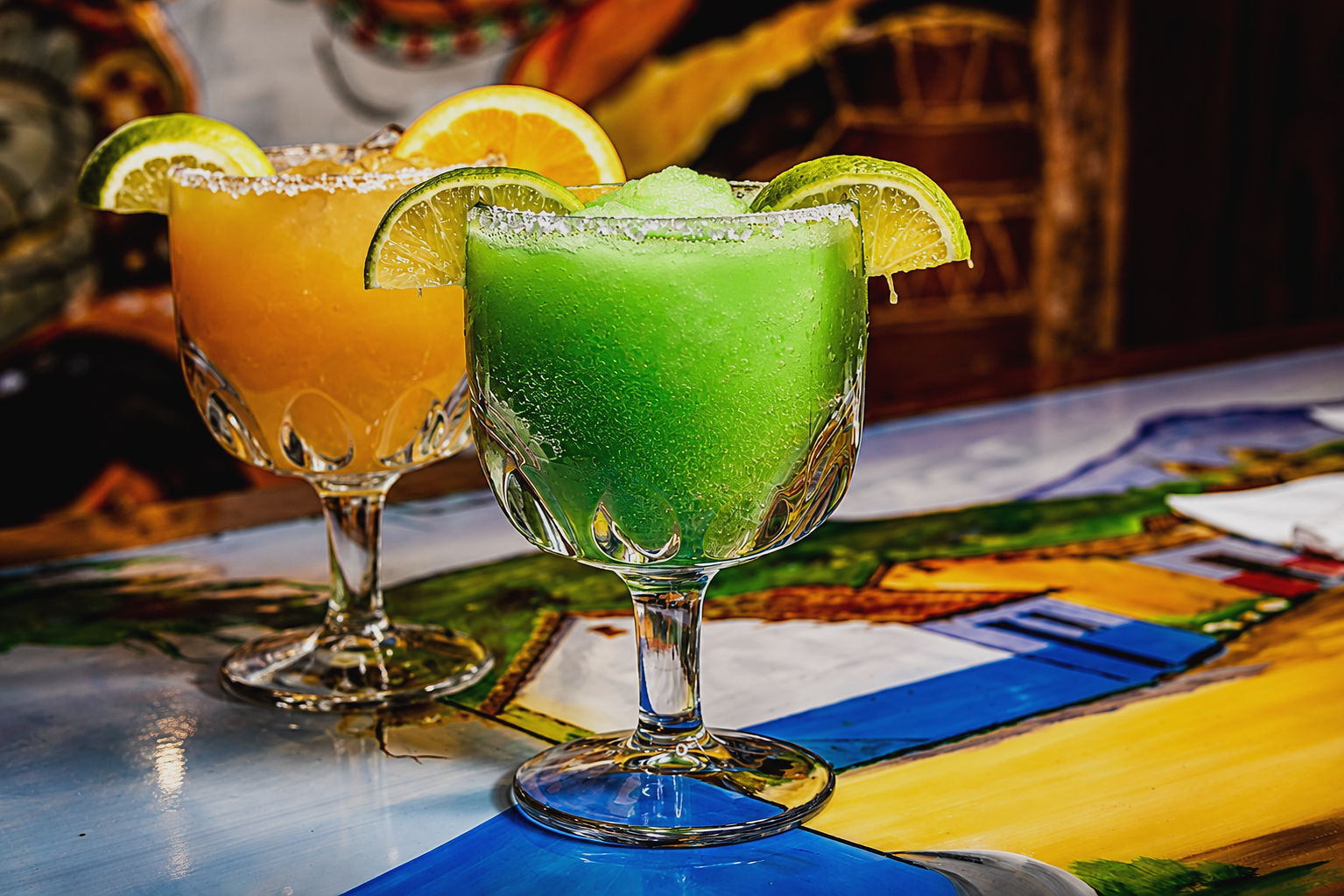 MARGARITAS & BAR