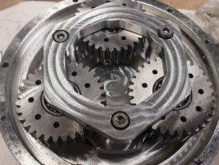 THE REDUCTION GEARBOX