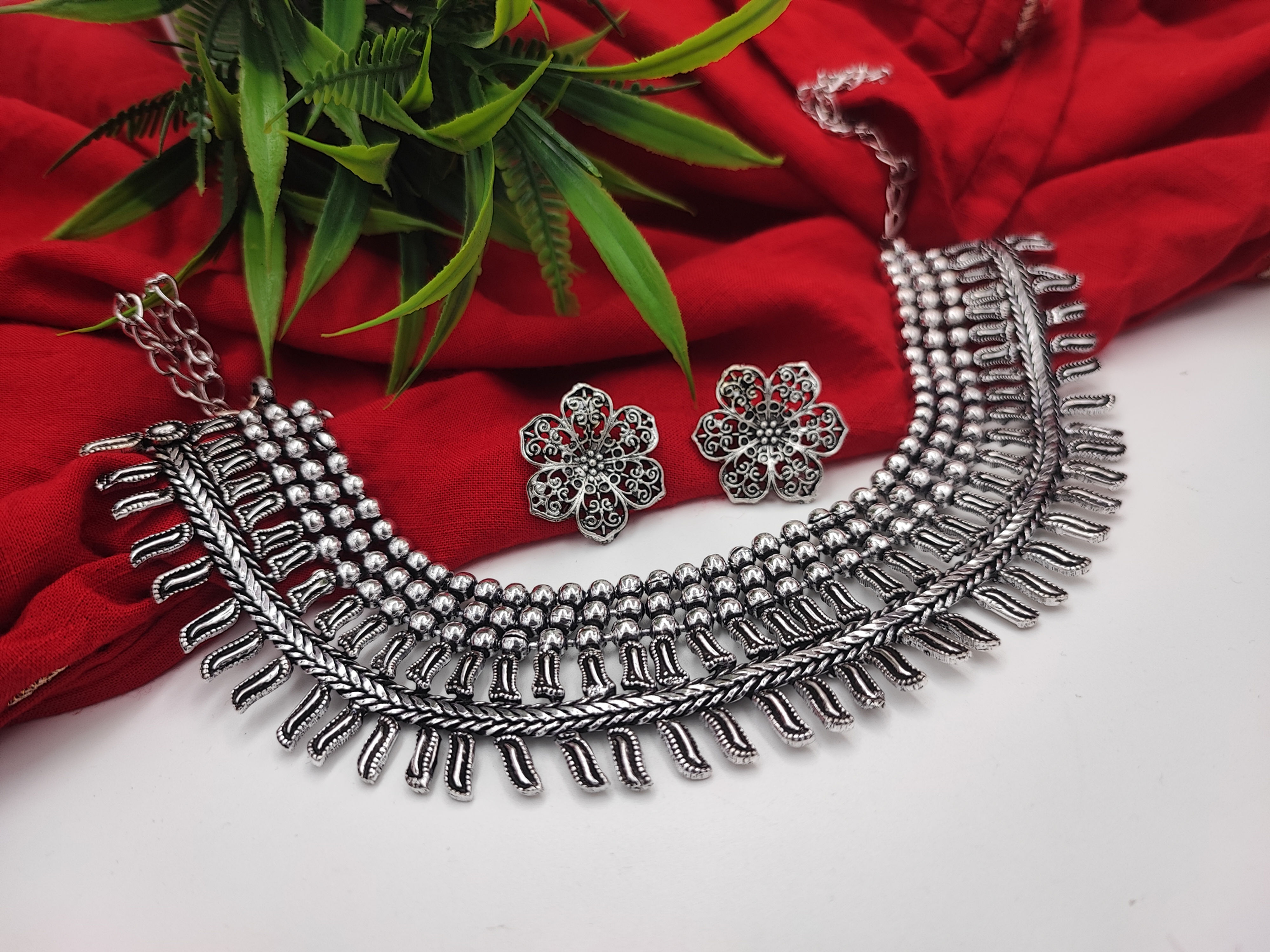 Oxidized Silver Choker Necklace With Earrings