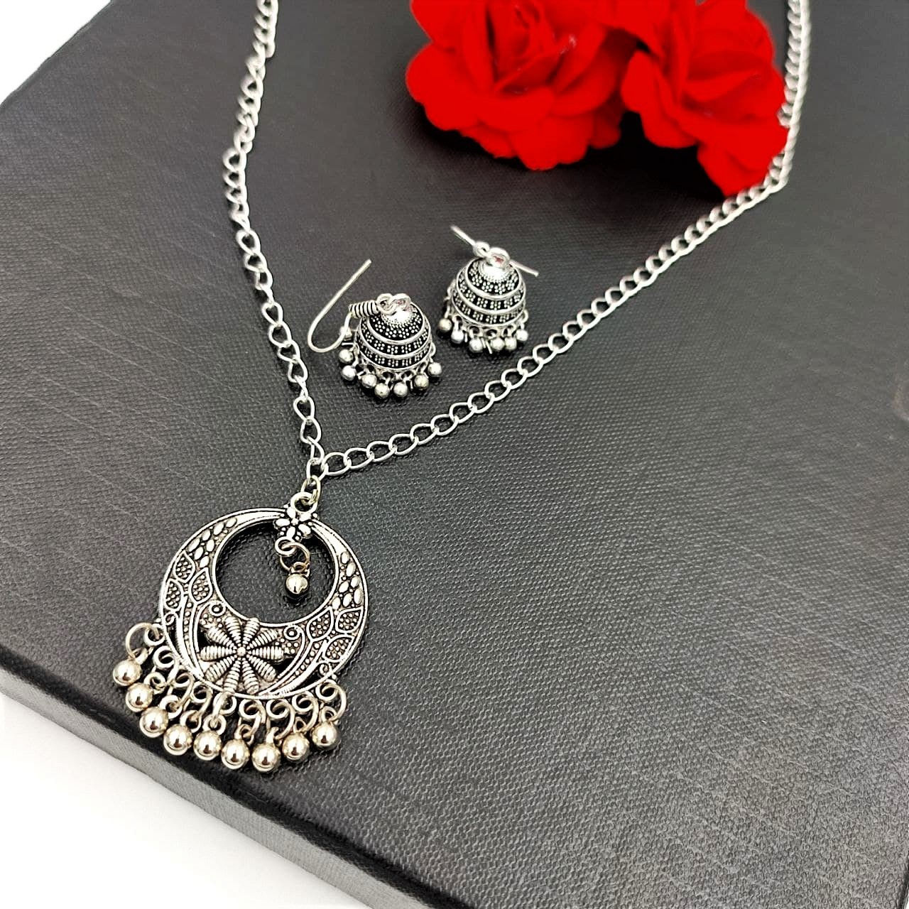 Oxidised Pendant Chain Necklace With Earrings