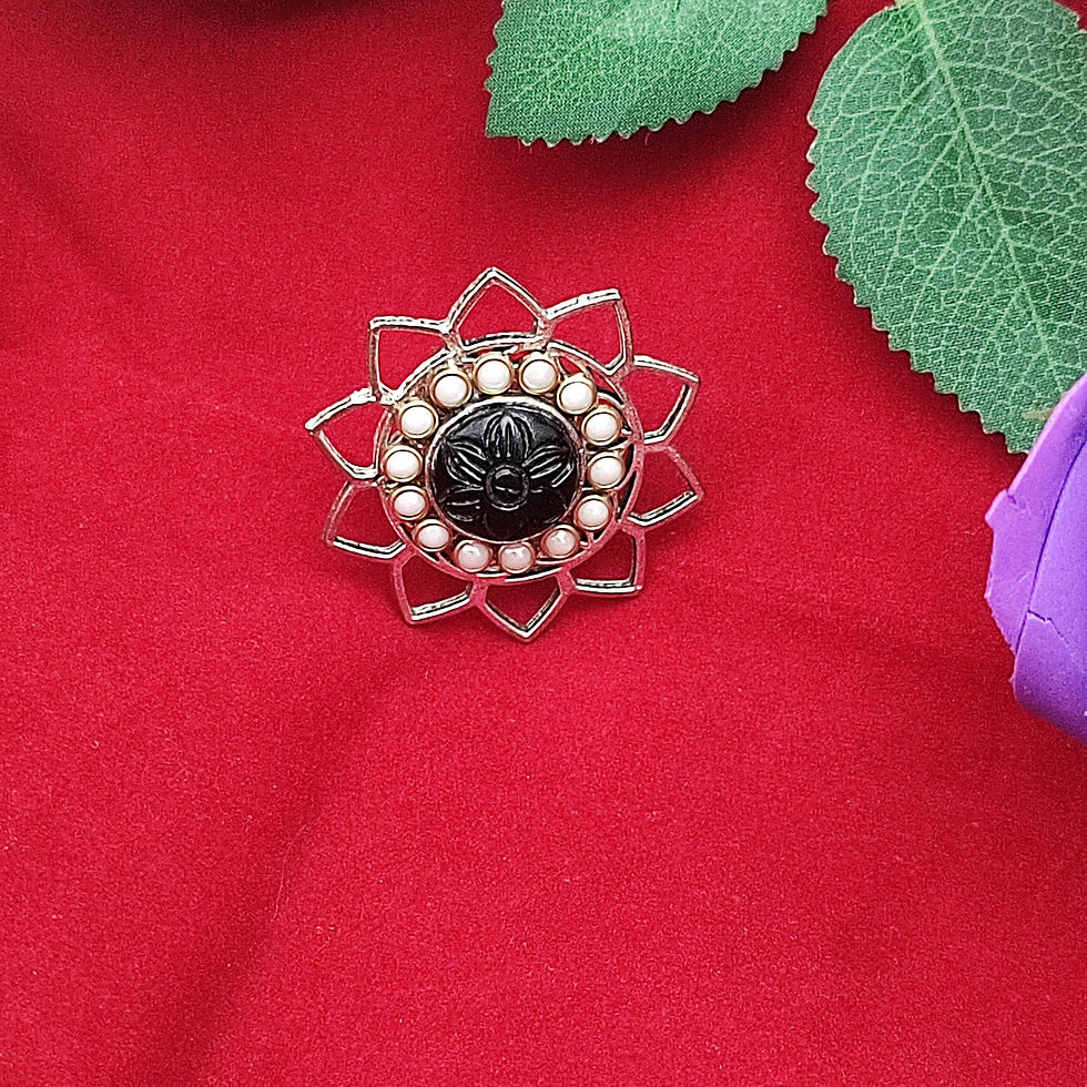Thumbnail: Flower Stone Rings With Kundan Work